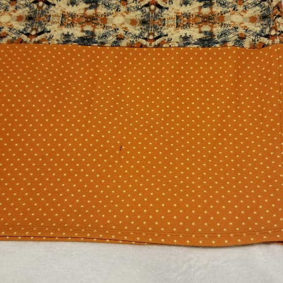 Lularoe cassie skirt pencil style skirt - Picture 2 of 3